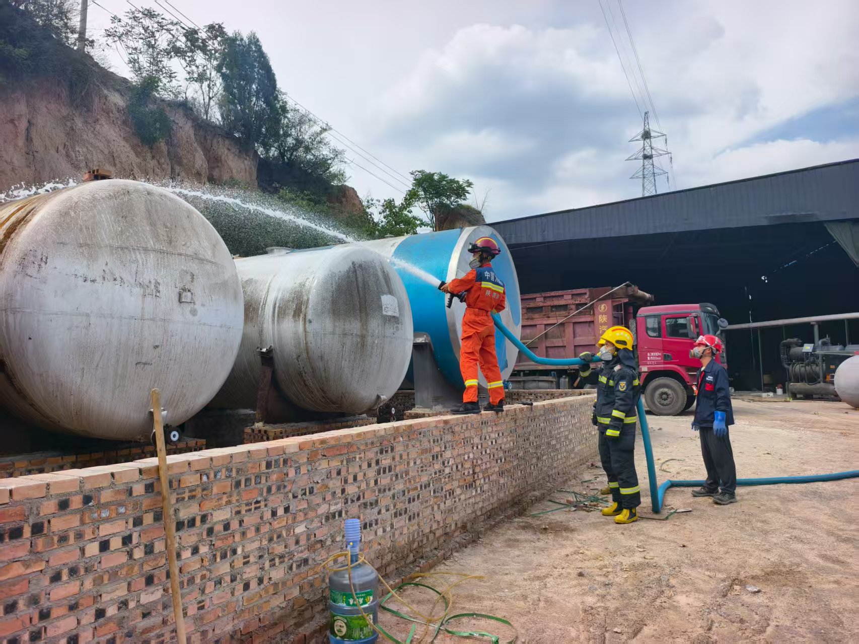 旺财28集团智能清罐引领行业迈入新时代！